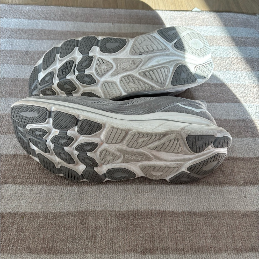 Men’s HOKA Clifton 10 Sneakers - Picture 6 of 6
